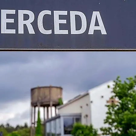 De Cerceda Hotel *